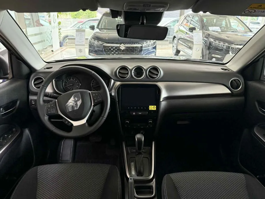 suzuki vitara 1,4 hybrid gl+ automatik 2wd - slika 9