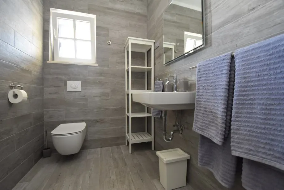 !!mediteranski biser u murteru, kuća, 148. 00 m2 - slika 7