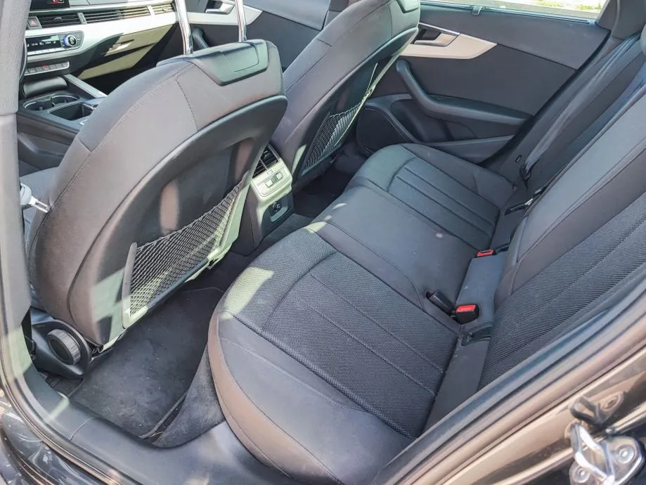 audi a4 40 tdi quattro | 130000 km | s-tronic | reg 01/2024 - slika 11