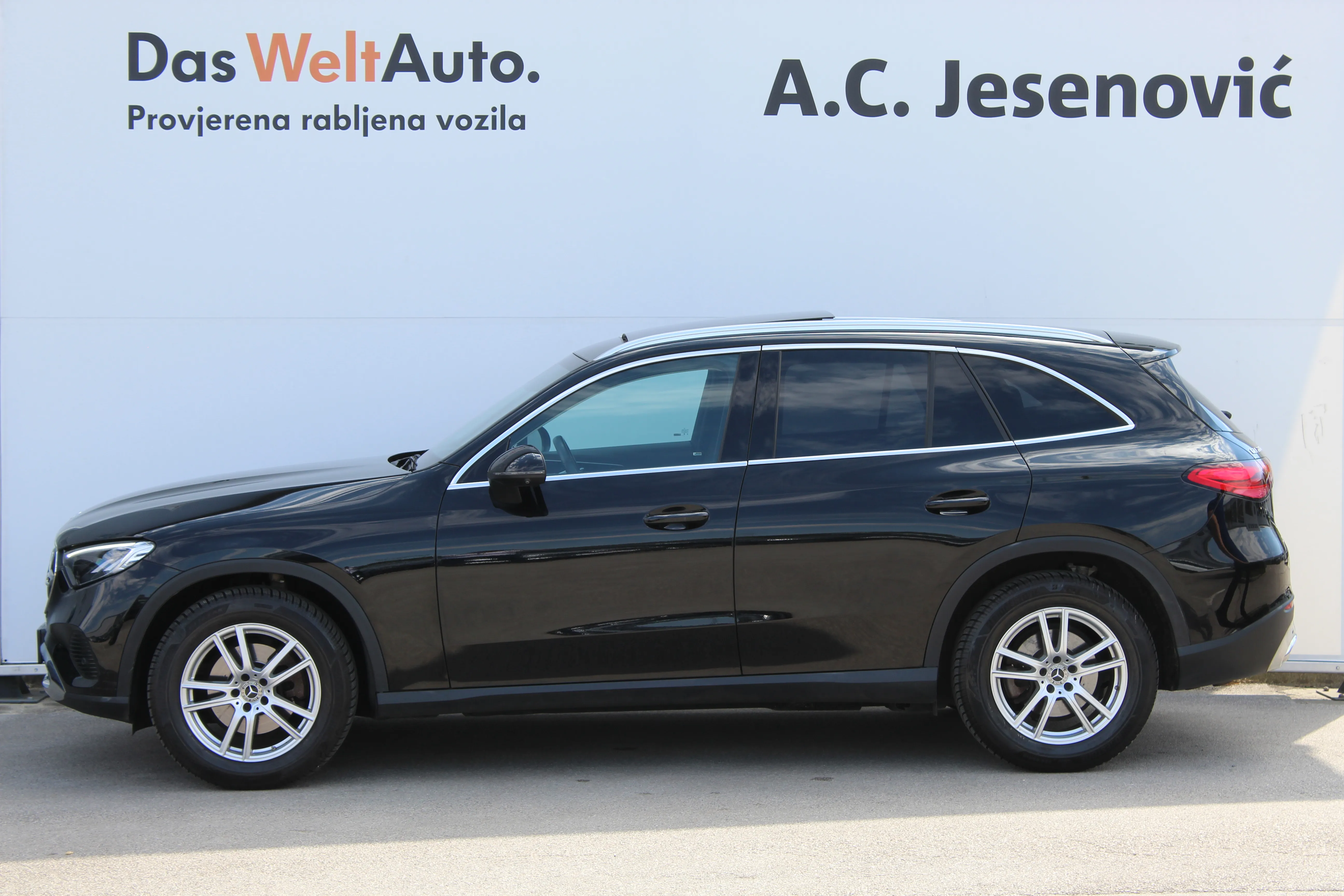 13194 mercedes-benz glc 220d 4matic avantgarde aut. - slika 6