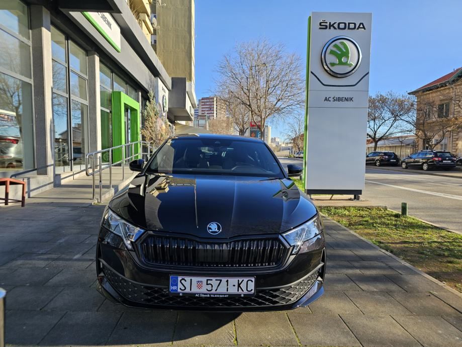 škoda octavia sportline 1,5 tsi - slika 5