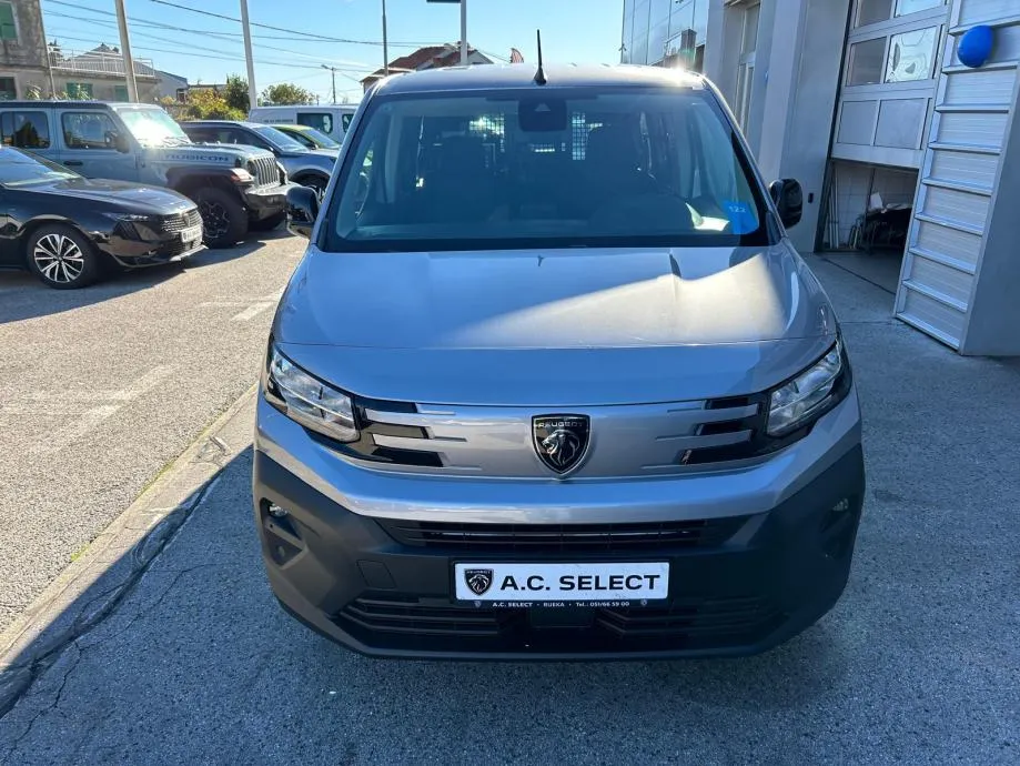 peugeot partner l2 cabin crew 1.5 bluehdi 130 - 2024. - rezerviran! - slika 2