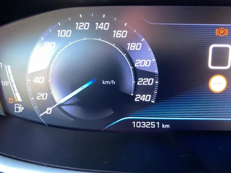 peugeot 3008 1,2 puretech active, navi, tempomat, 4x garancija! - slika 10