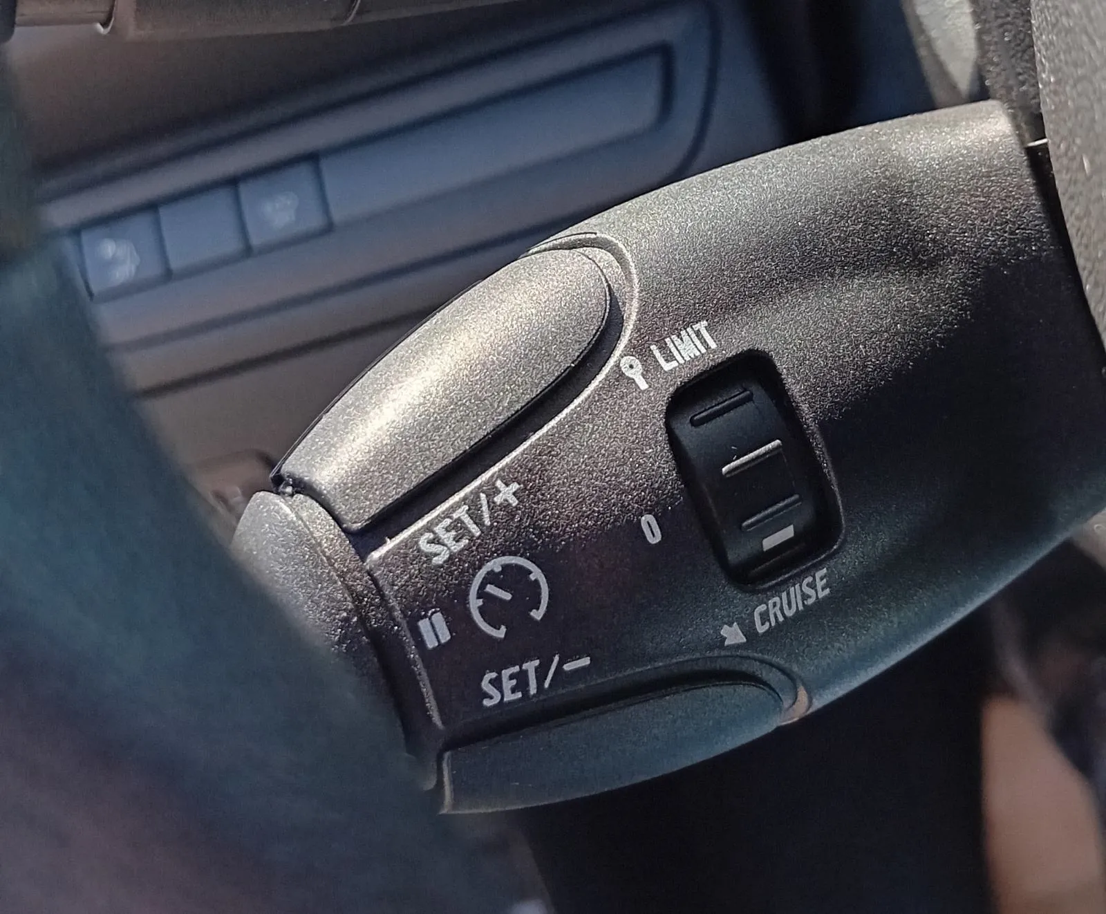 peugeot 208 1,5 bluehdi,n1,do2god jamstva,vozilo u sustavu pdv-a - slika 2