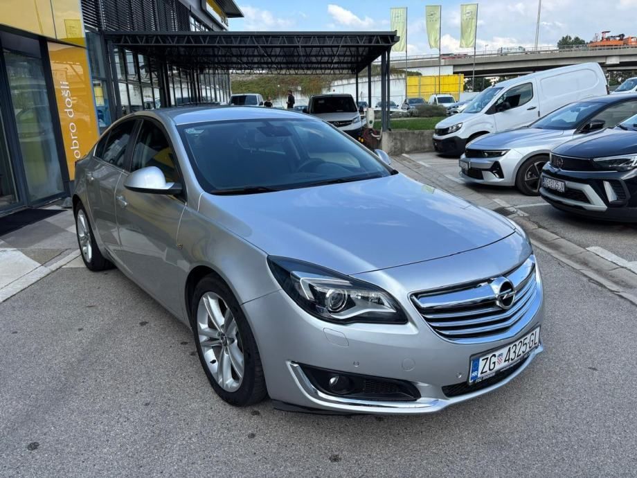 opel insignia edition 2.0 cdti 103 kw reg do 03/2026 - slika 3
