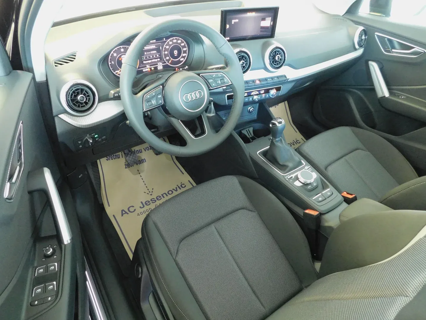 07447 audi q2 30tdi advanced+ - slika 8