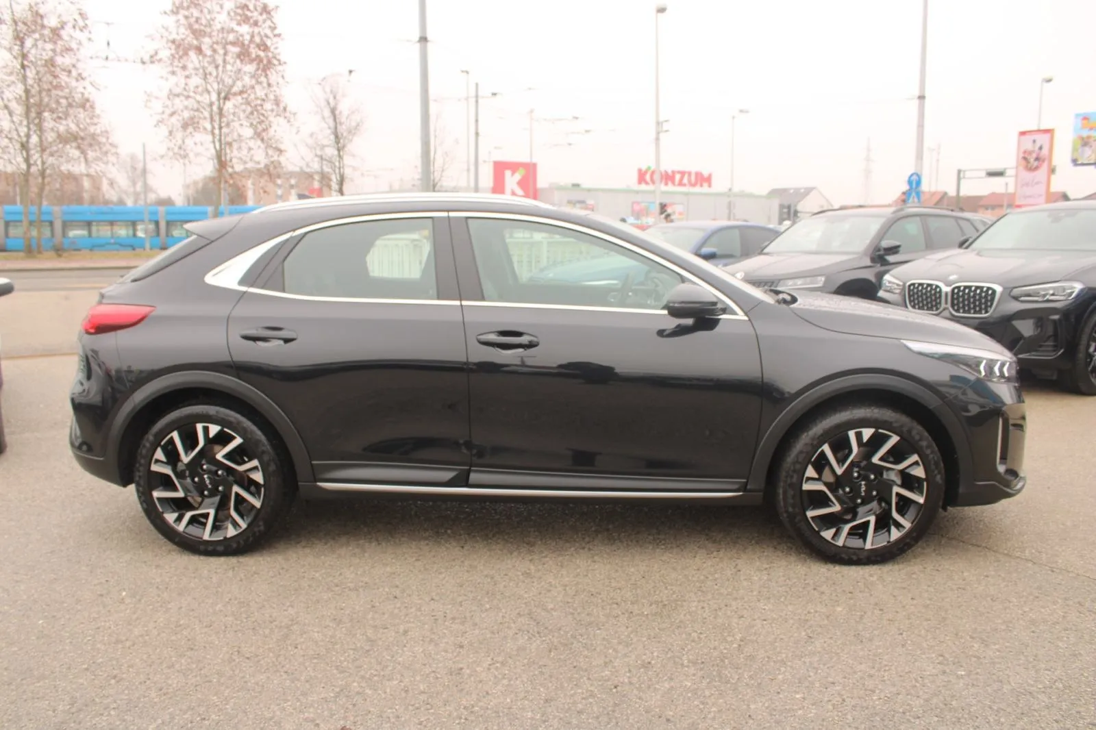 kia xceed 1.6 crdi automatik *led, navigacija, kamera* - slika 4