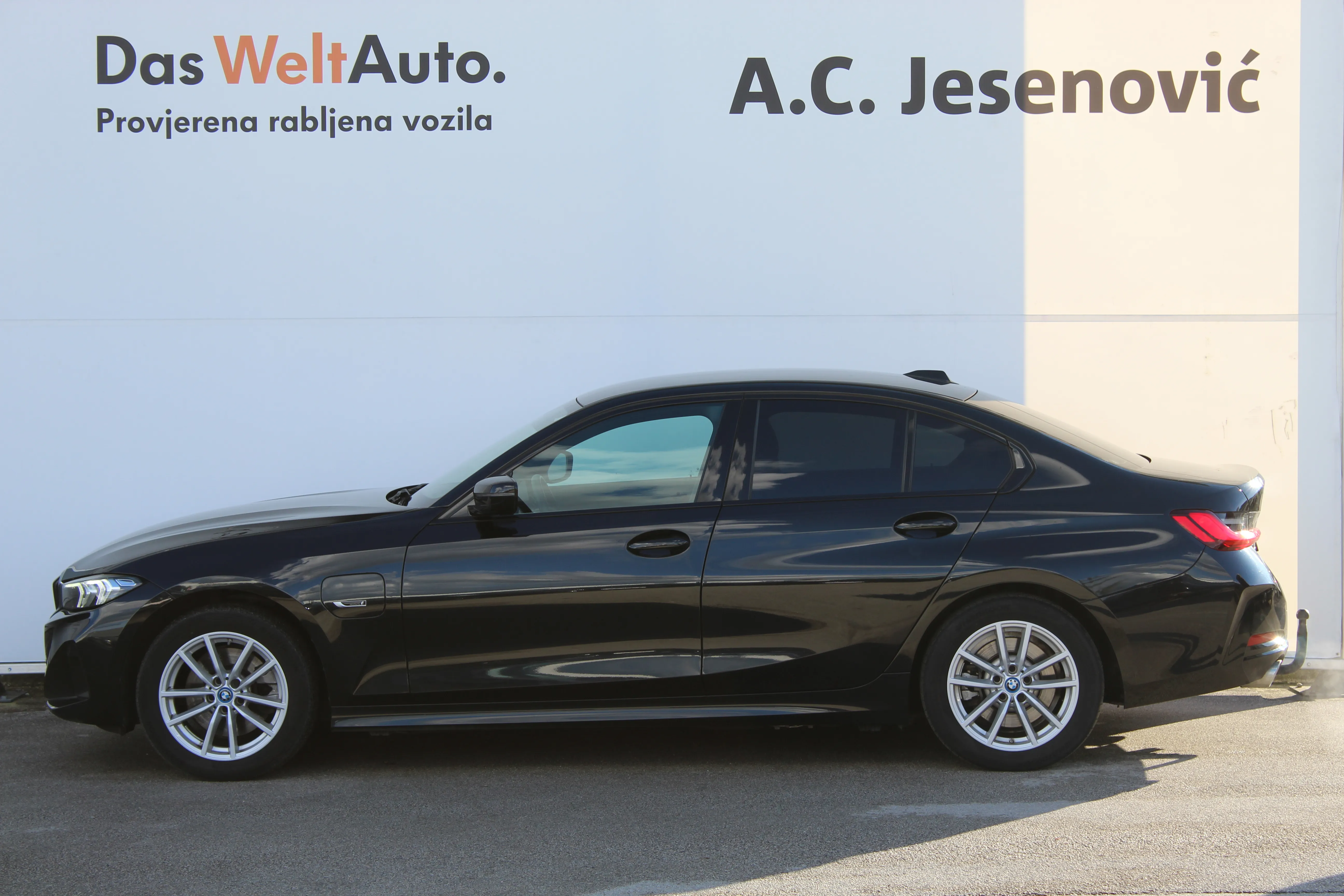 13082 bmw 320e aut. - slika 5
