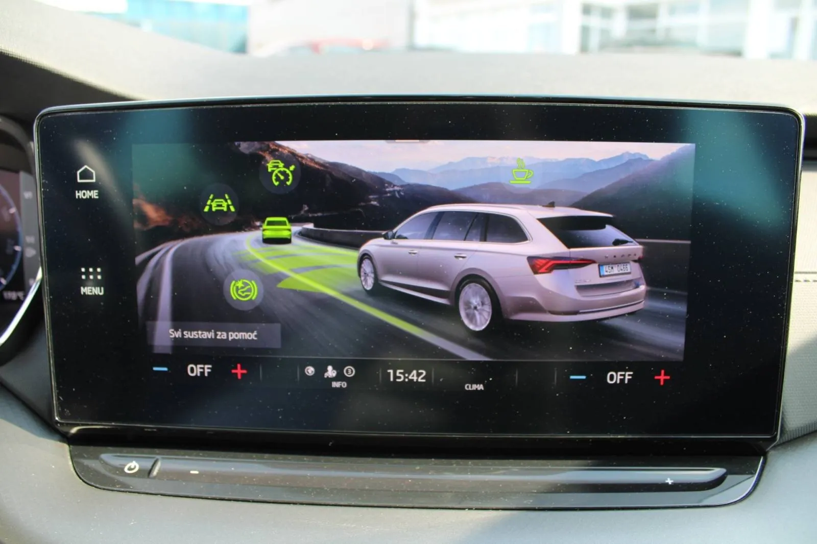 škoda octavia combi 2.0 tdi dsg 150ks *led, navigacija* - slika 21