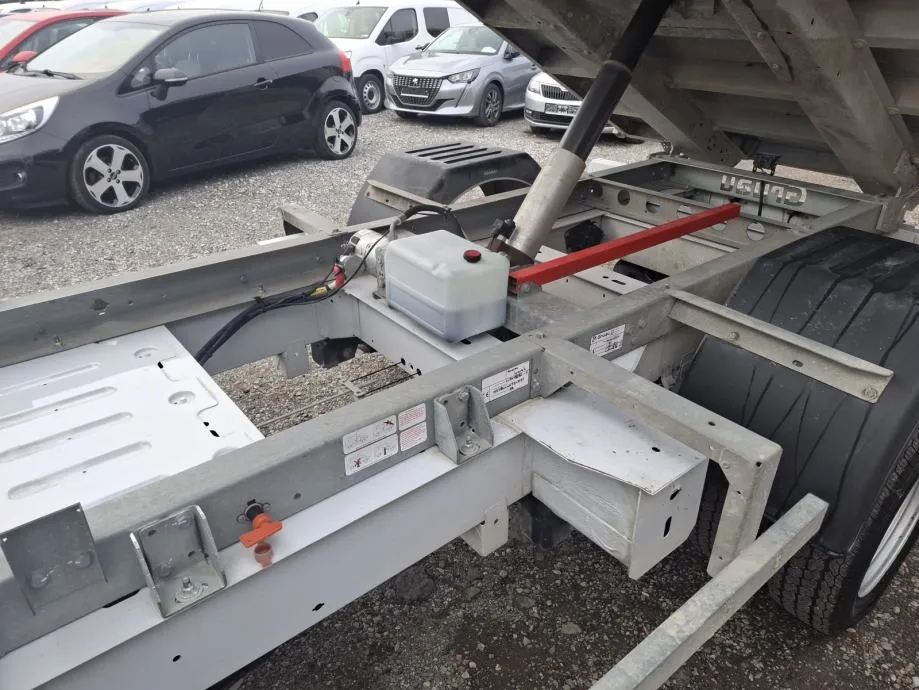 renault master 2.3 dci*130ks*kiper*klima*kuka za vuču*31000km* - slika 10