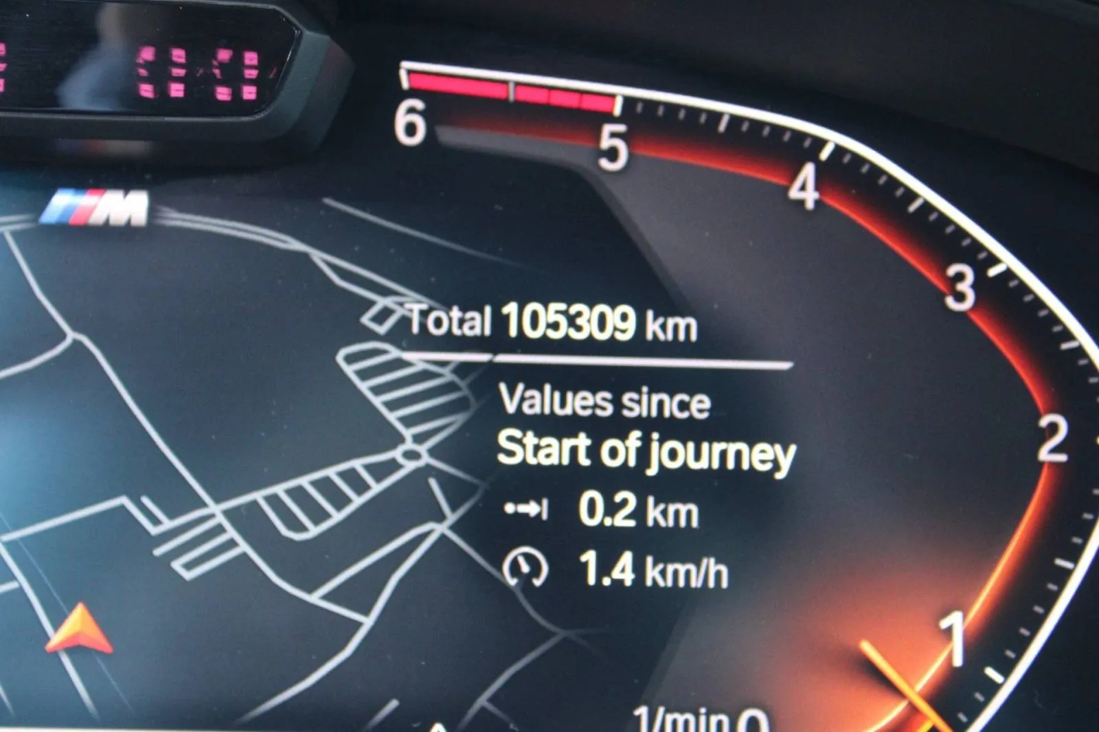 bmw serija 5 530 xdrive m-paket *led, navigacija, kamera* - slika 22