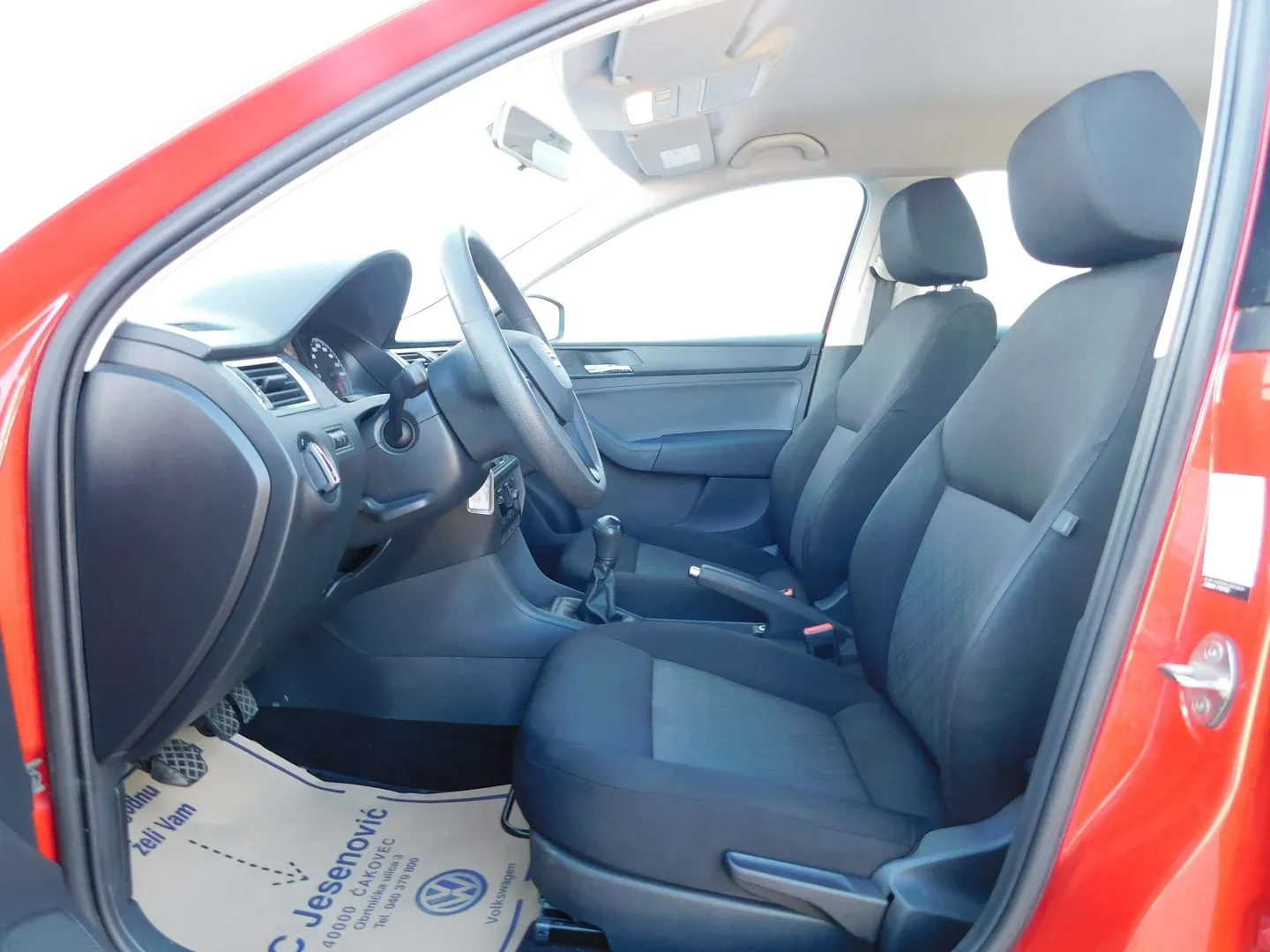 06109 seat toledo 1.4 tdi cr reference start&stop - slika 7