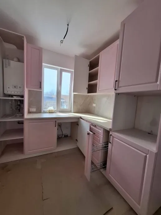 kuhinja roze pink boje - slika 5