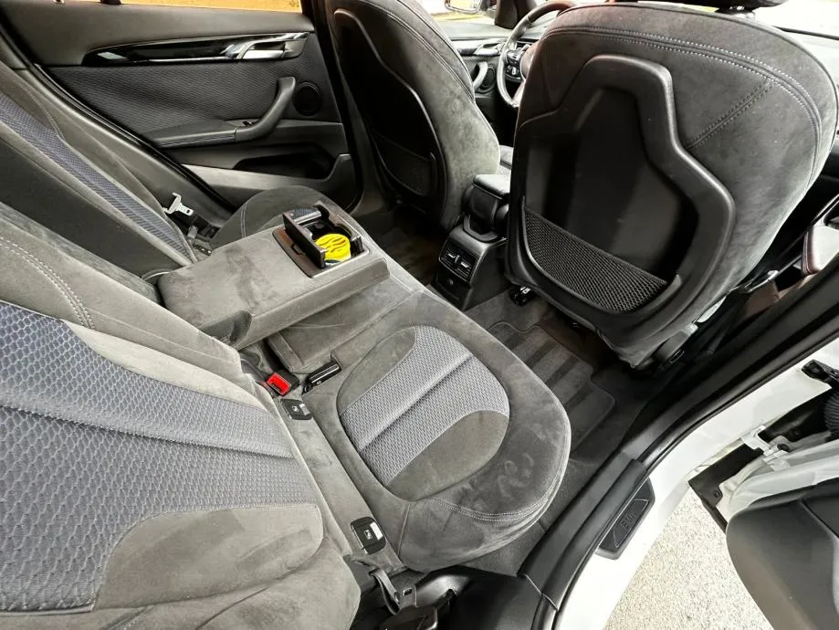 bmw x1 18d•mpaket•110kw•navi•ambi• - slika 17