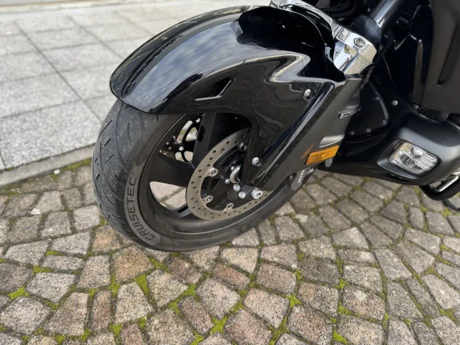 honda gl 1800 gold wing bagger abs tcs, 2013 god. - slika 16