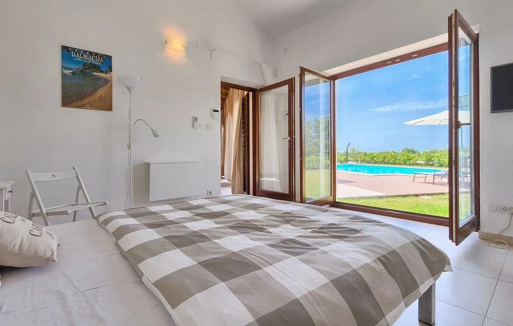 sveti lovreč-kamena vila sa bazenom na prodaji (prodaja) - slika 2