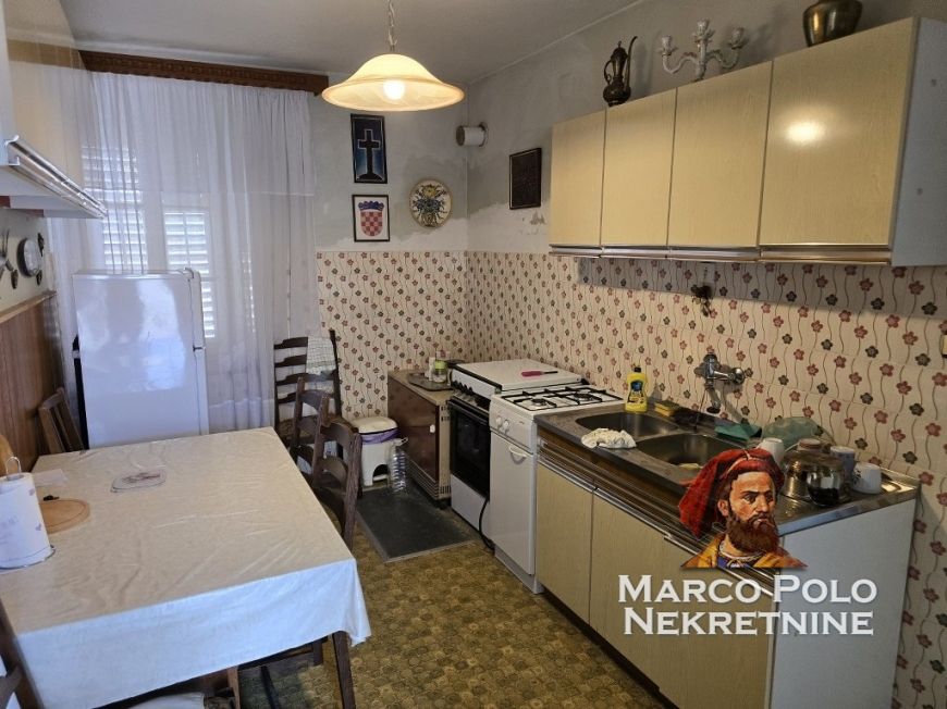 veliko kameno imanje u srcu otoka! - slika 9