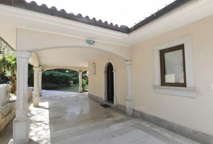 umag okolica-rijetkost na tržištu , kuća direktno na moru (prodaja) - slika 7