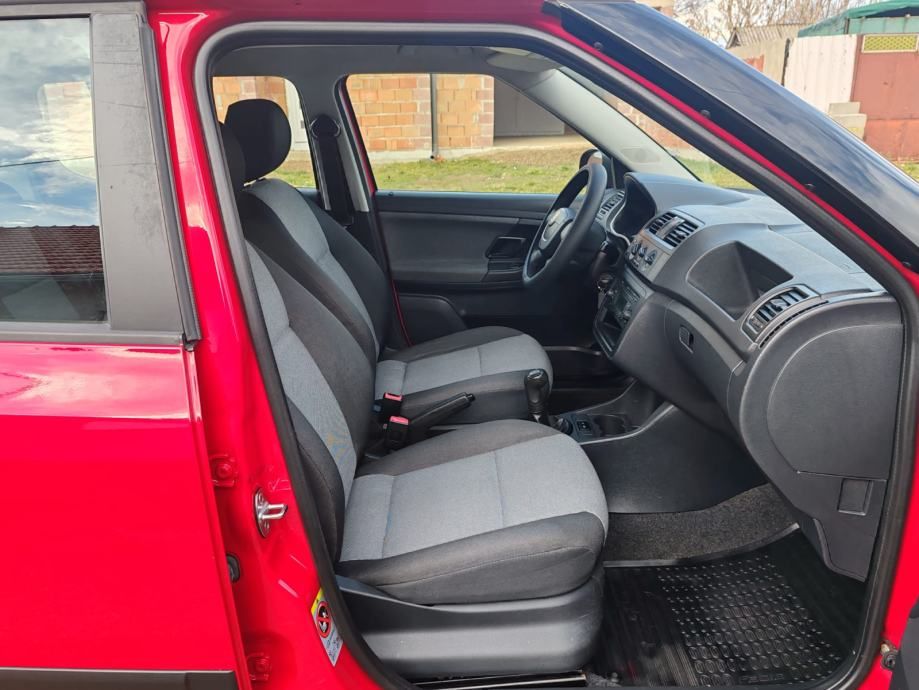 škoda fabia 1,2 2013 g, , 44 kw - slika 9