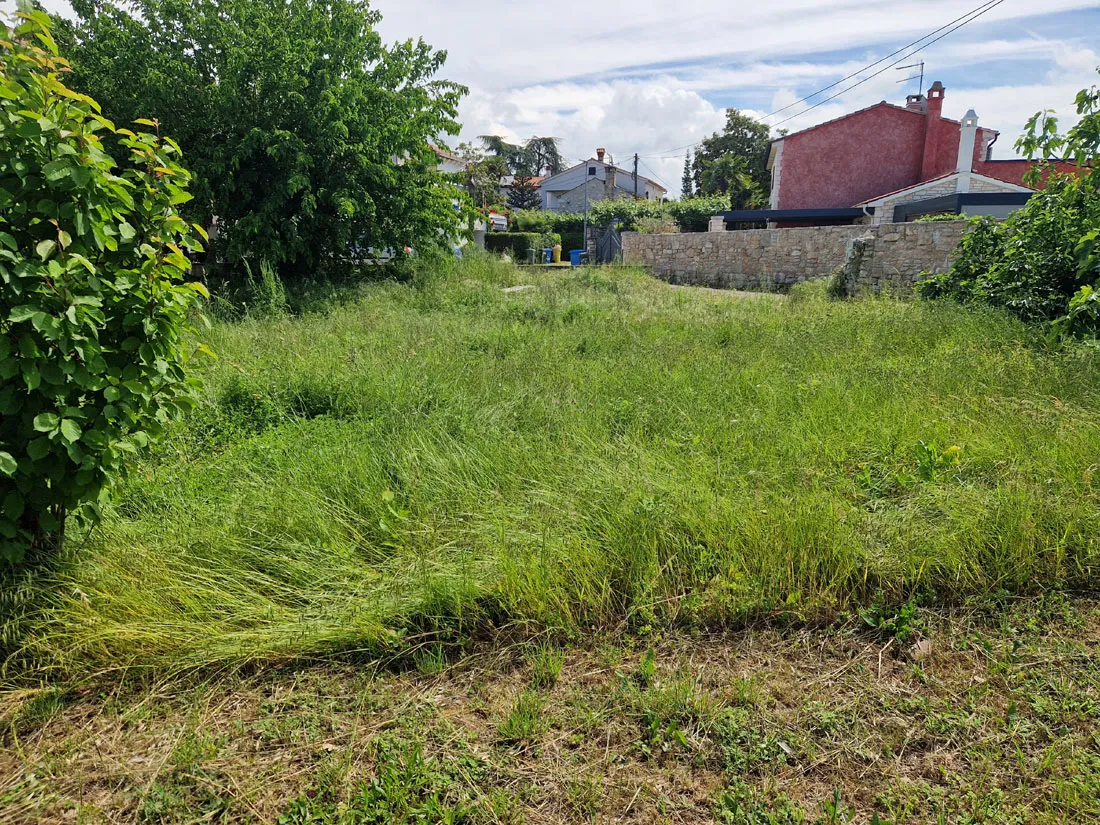 prodaja, funtana, građ. zemljište s dozvolom za kuću, 150 m od mora - slika 4
