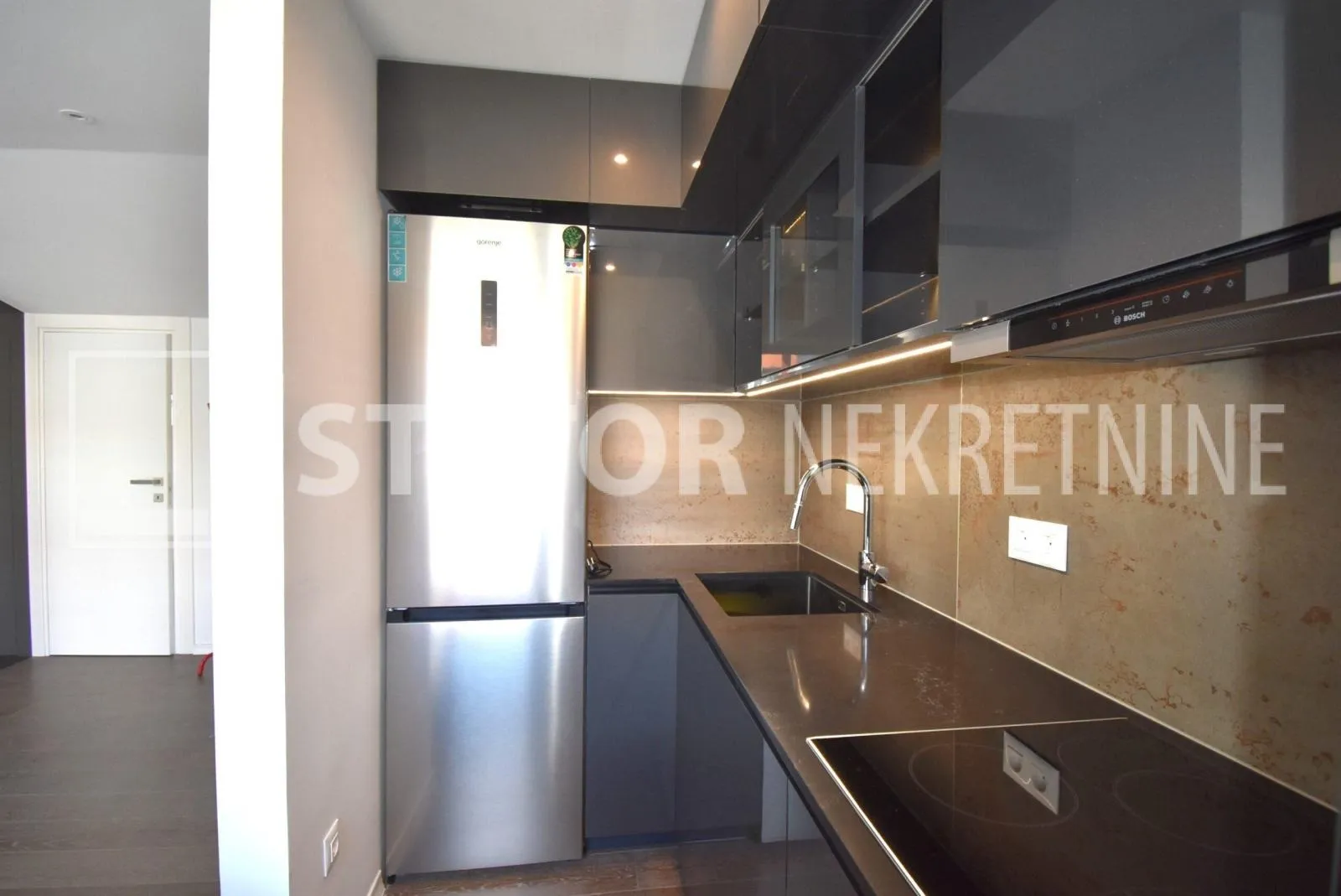 poslovni prostor: zagreb (maksimir), uredski, 70 m2 (iznajmljivanje) - slika 12