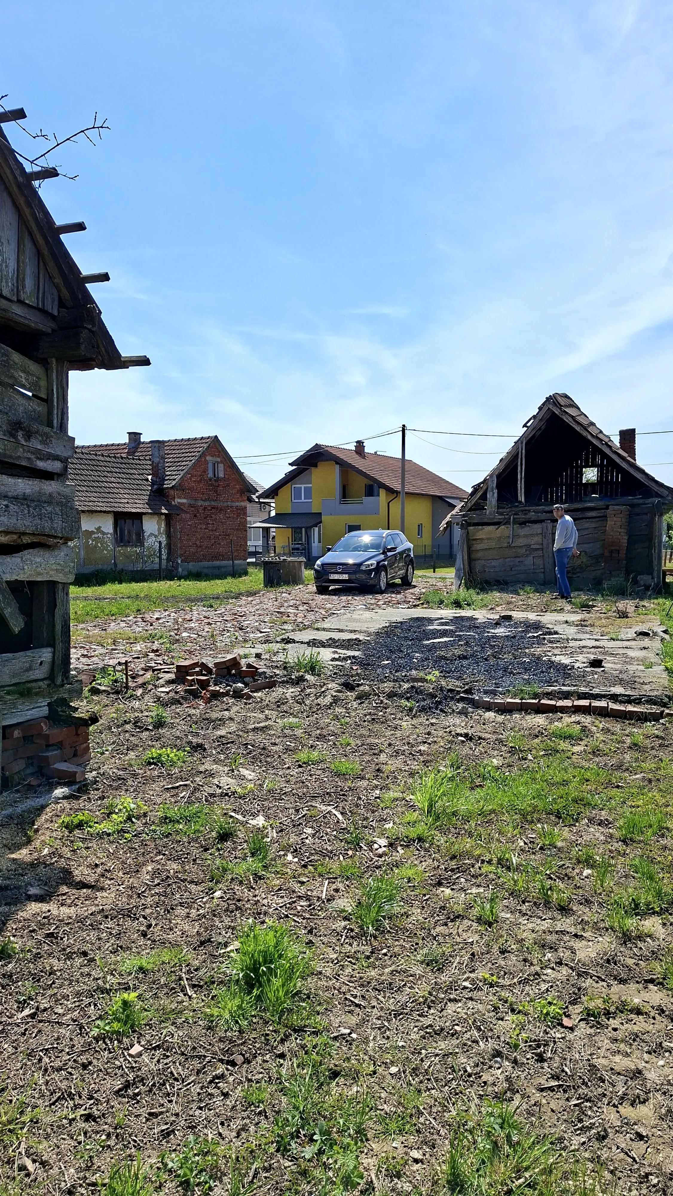 gradevinsko zemljiste 755m2 sa starom kucom - slika 22