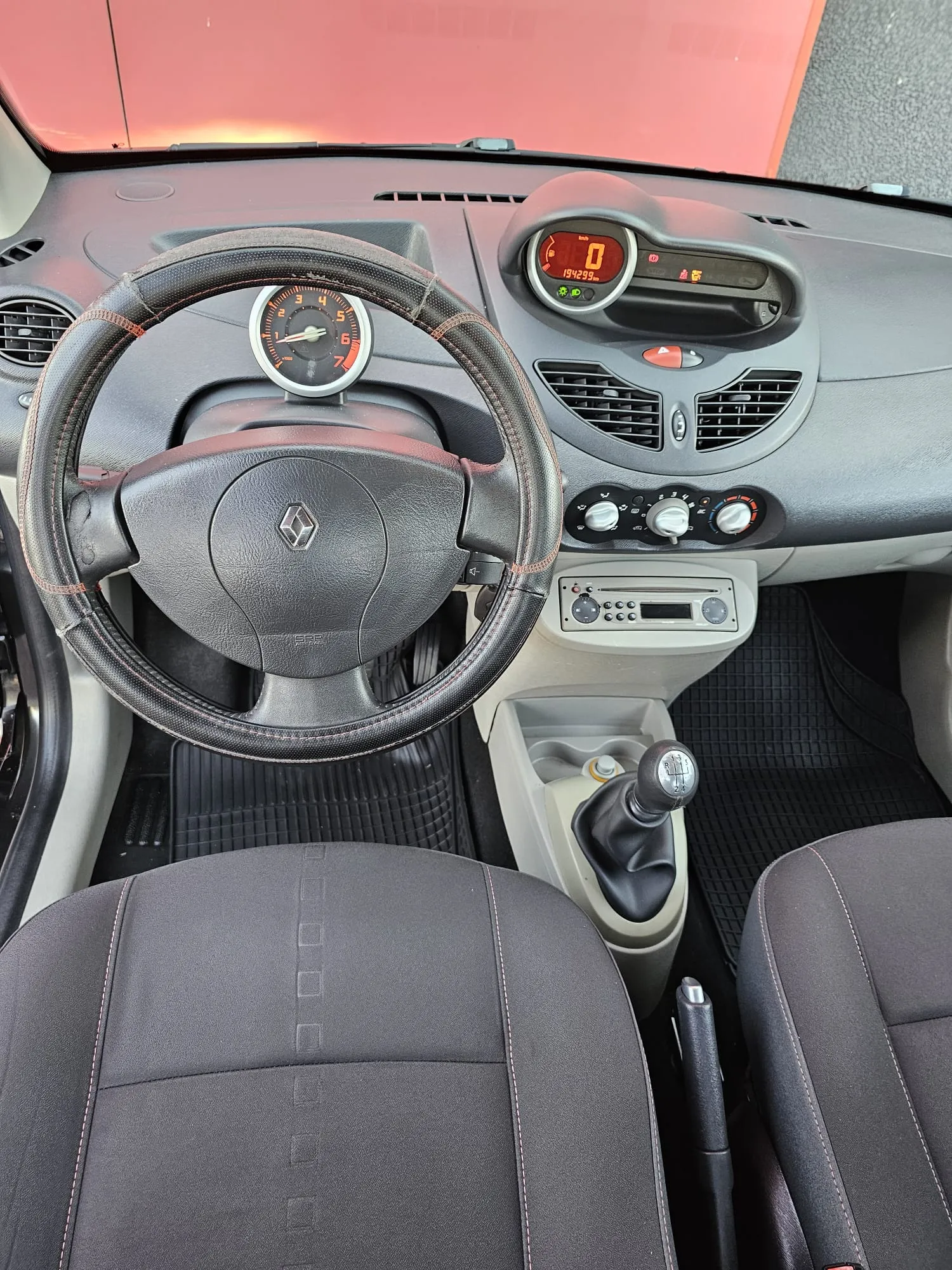 renault twingo 1,2 2009 g, 194000 - slika 10