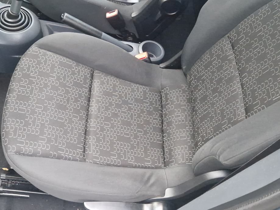 mitsubishi colt 1.1 motion klima pocinčan 5 vr.kartice do 36 mj - slika 5