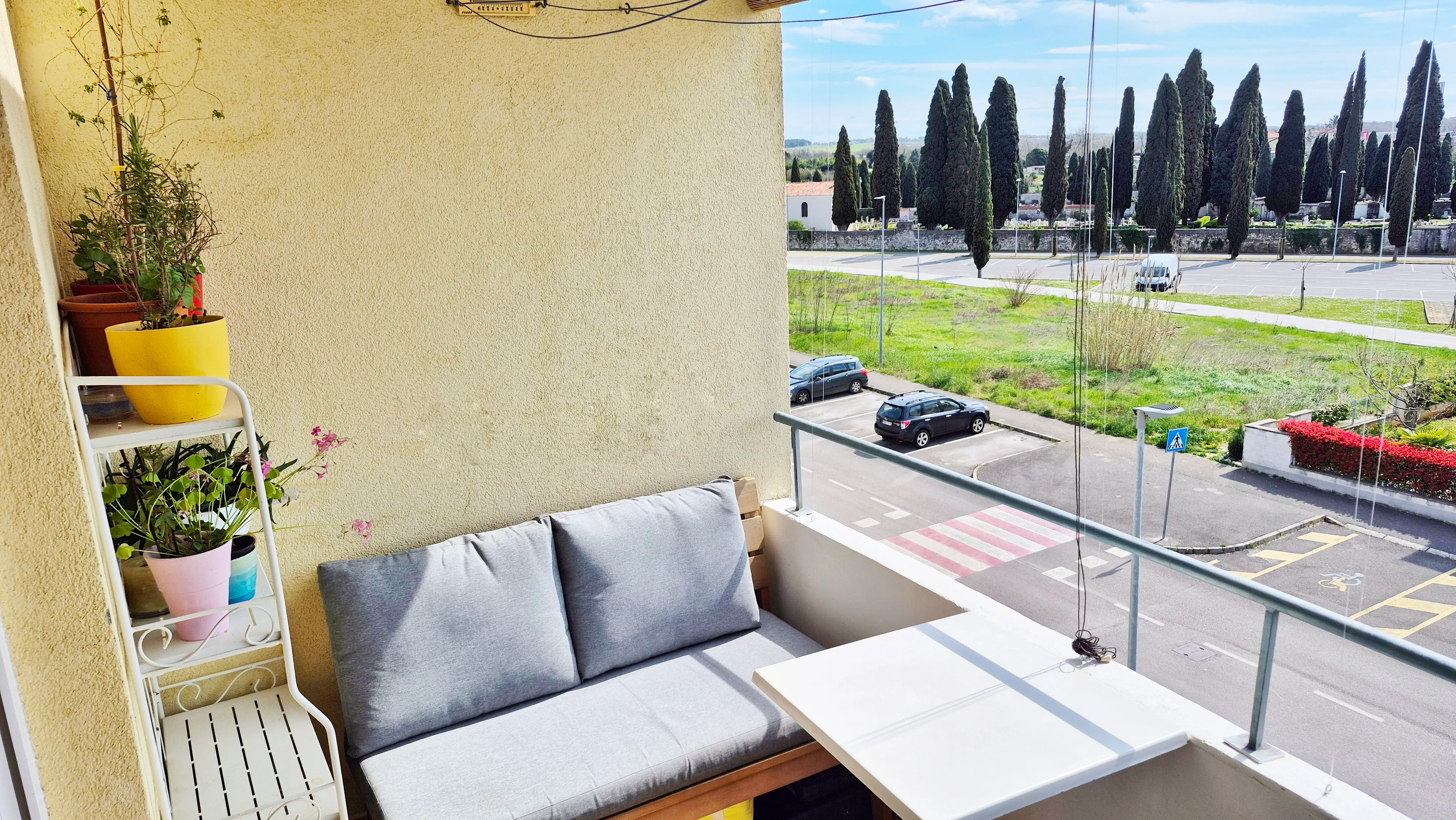 umag – 250 m od mora – 4s dvoetažni stan – pogled na more - slika 2