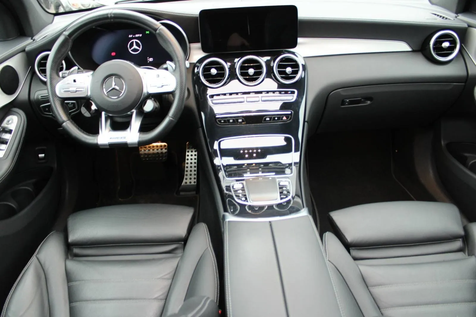 mercedes-benz glc 43 amg 4matic *panorama, led, kamera 360* - slika 14