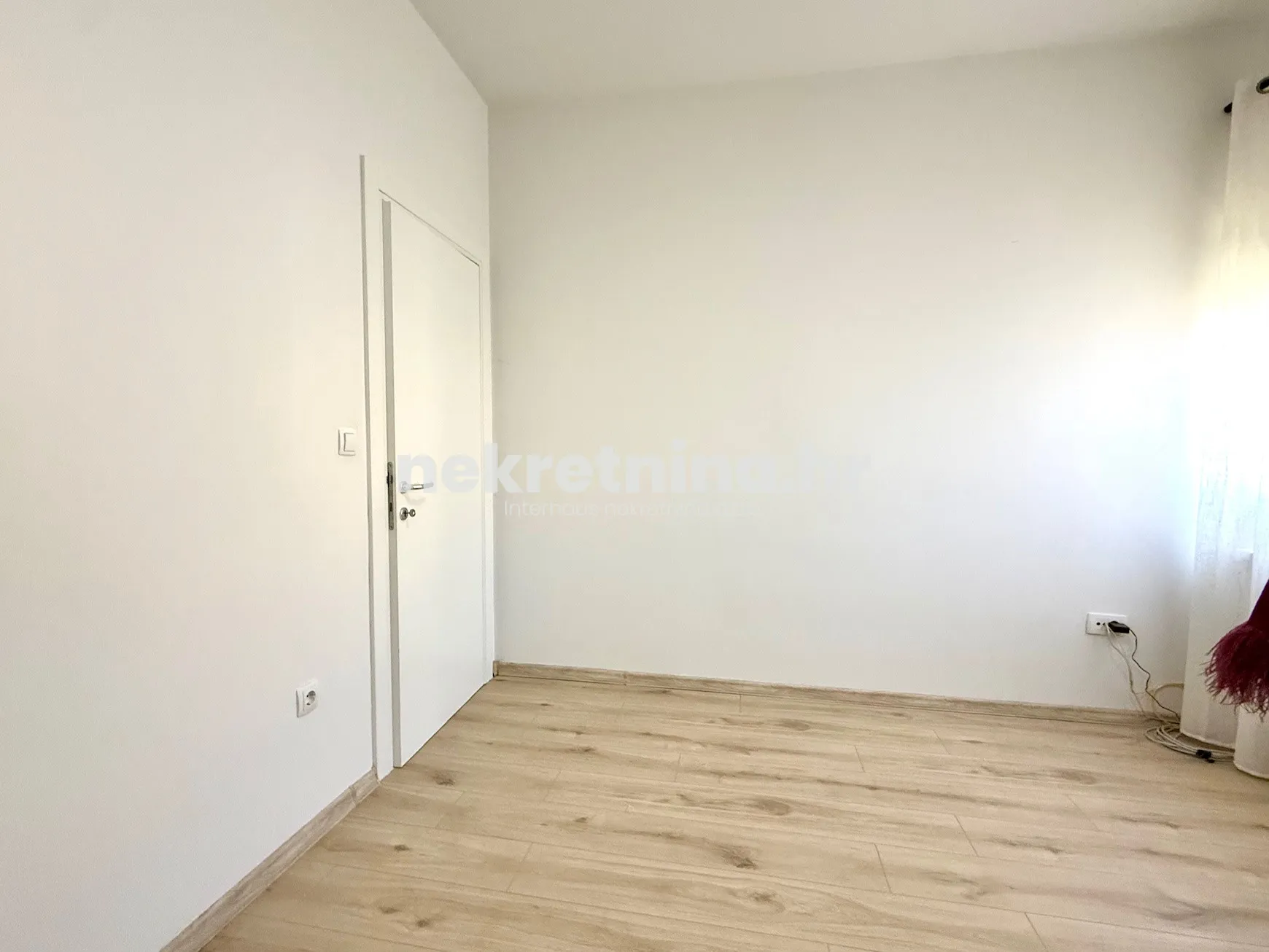 prodaja - trosobni stan - gornja dubrava - oporovec - 87m2 - slika 22