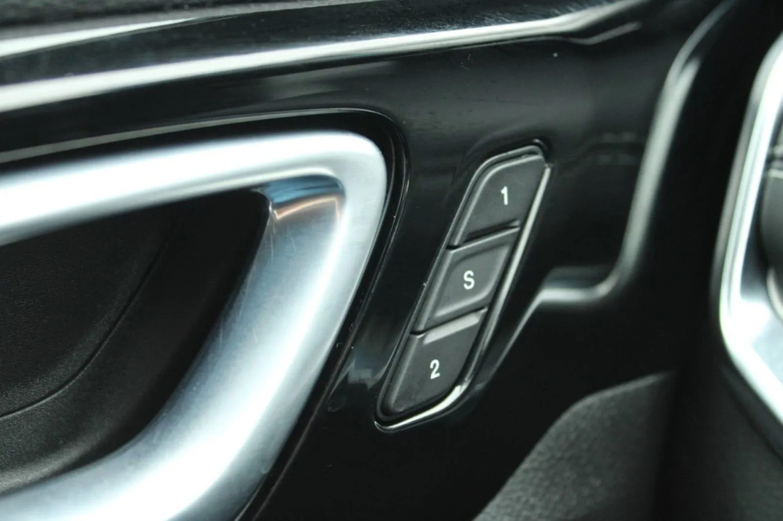 jeep compass 1.3 t4 s automatik *led,navigacija,kamera* - slika 24