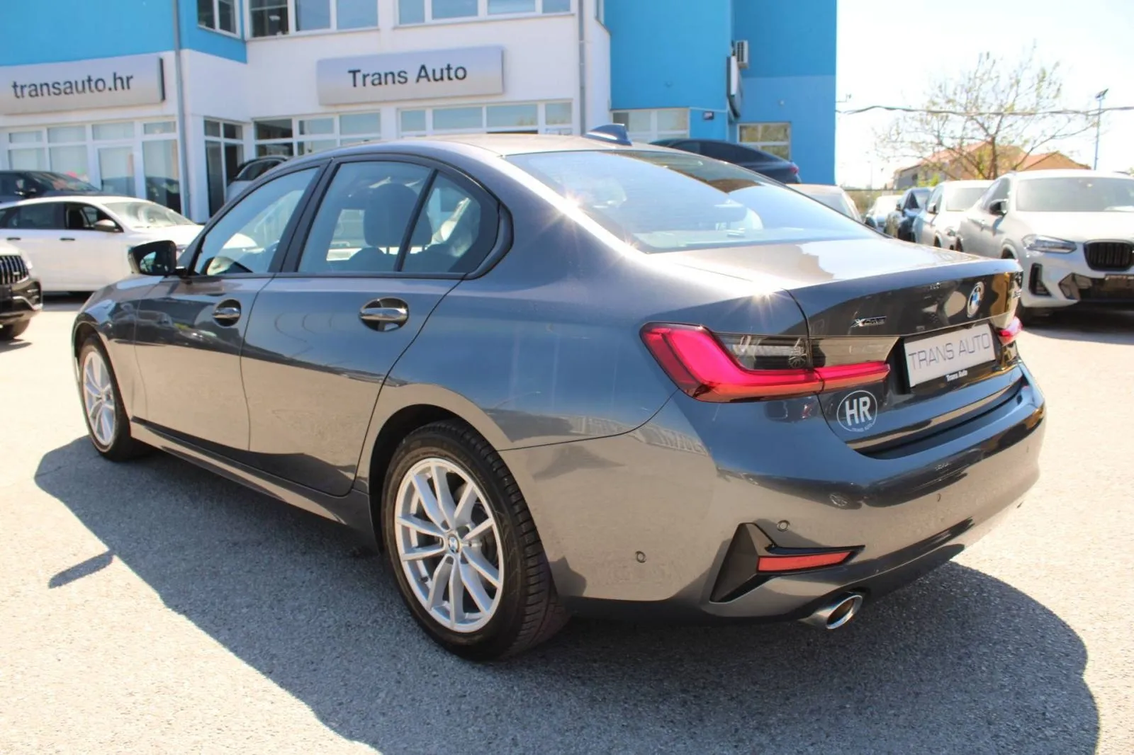 bmw serija 3 320d xdrive automatik *led, navigacija* - slika 7