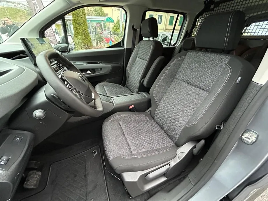 peugeot rifter business l2 allure bluehdi 130 eat8 - slika 9