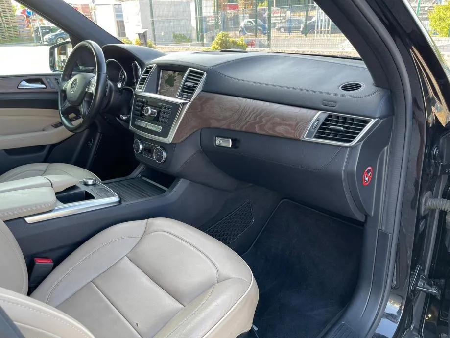••mercedes ml 350 cdi 4matic, amg, full oprema•• - slika 13