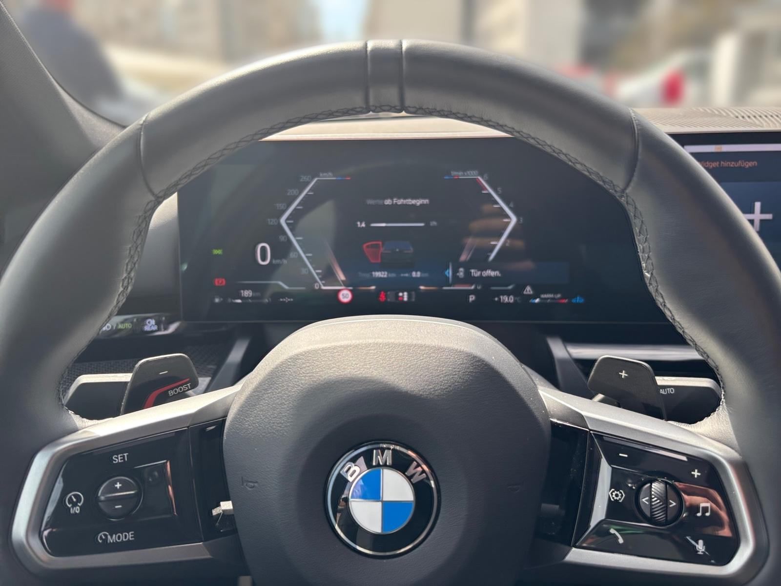 bmw serija 5 520d xdrive m sport - slika 14