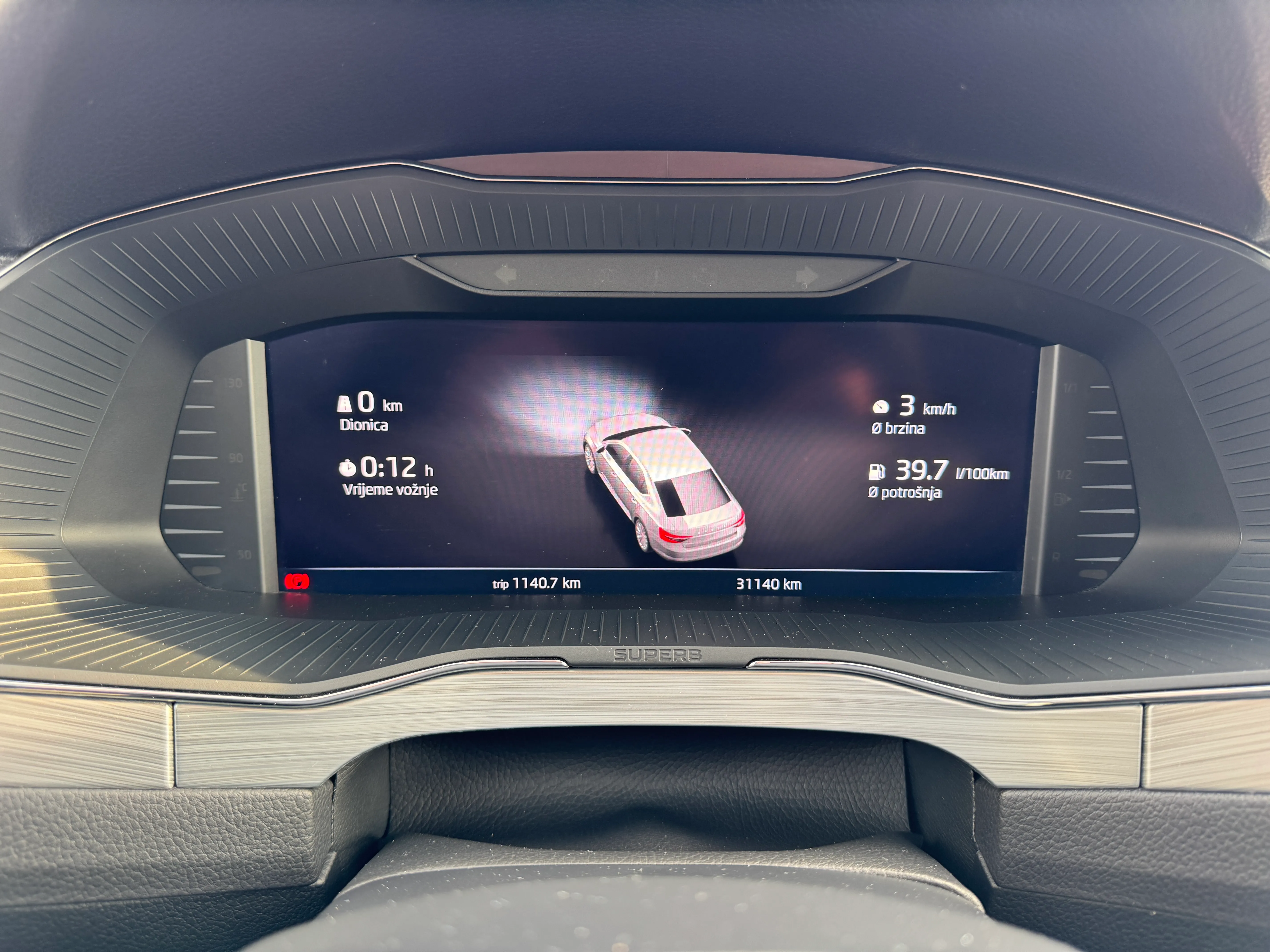 škoda superb 2,0 tdi dsg business - slika 9