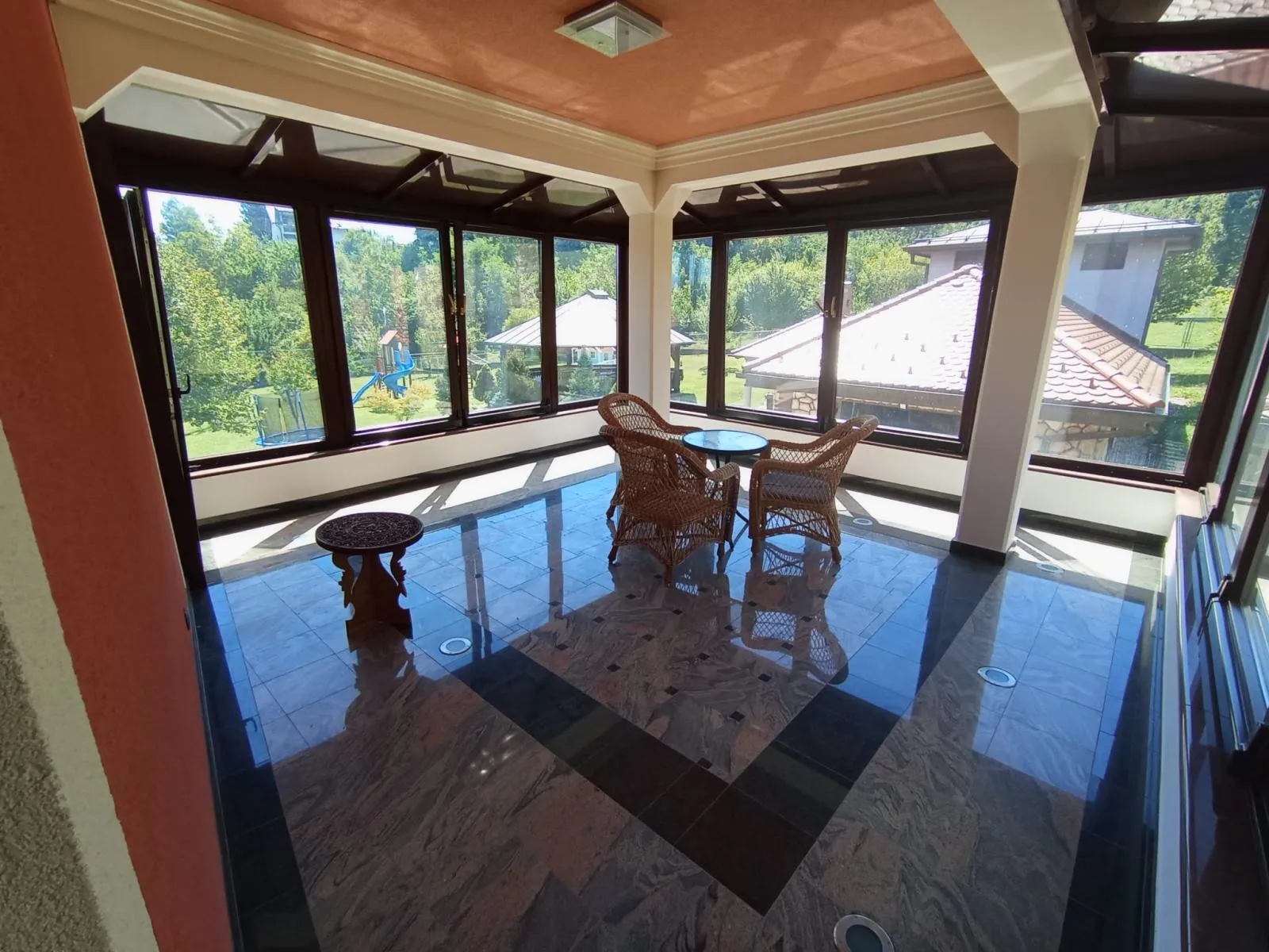 sniženo villa kuća: zagreb (podsused), 550.00 m2 (prodaja) - slika 9