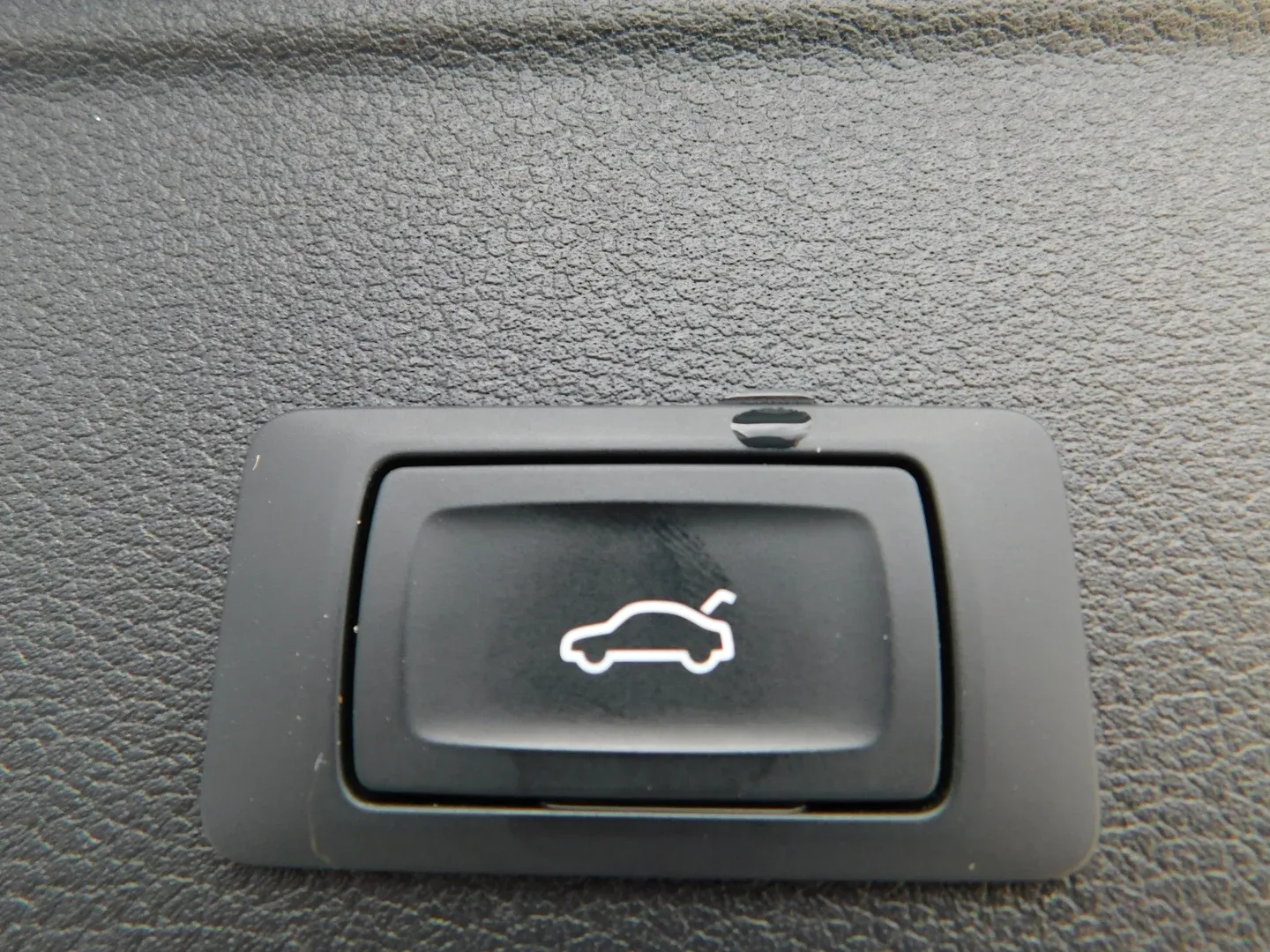12401 audi a4 avant 30 tdi s tronic - slika 17