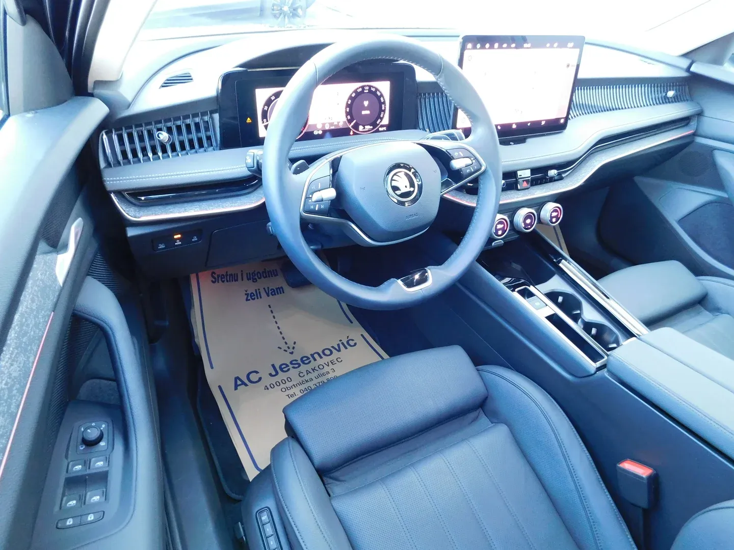 11379 škoda superb selection 2.0 tdi dsg - slika 9