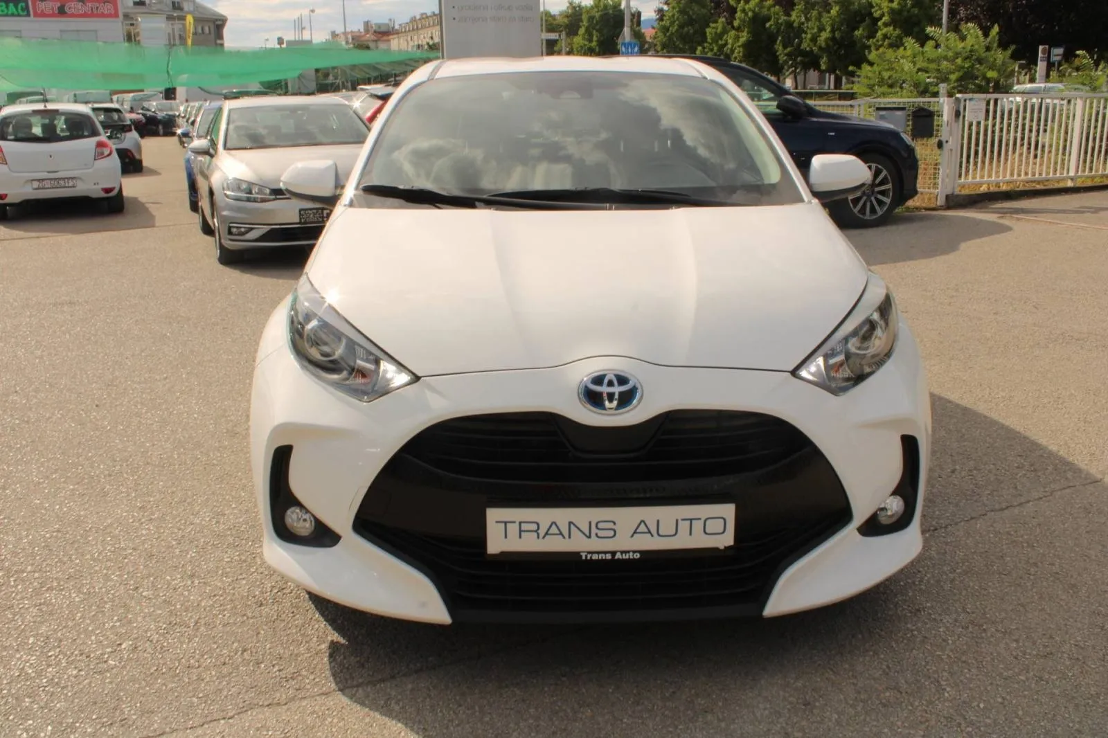 toyot yaris 1.5 hybrid automatik *kamera* - slika 2
