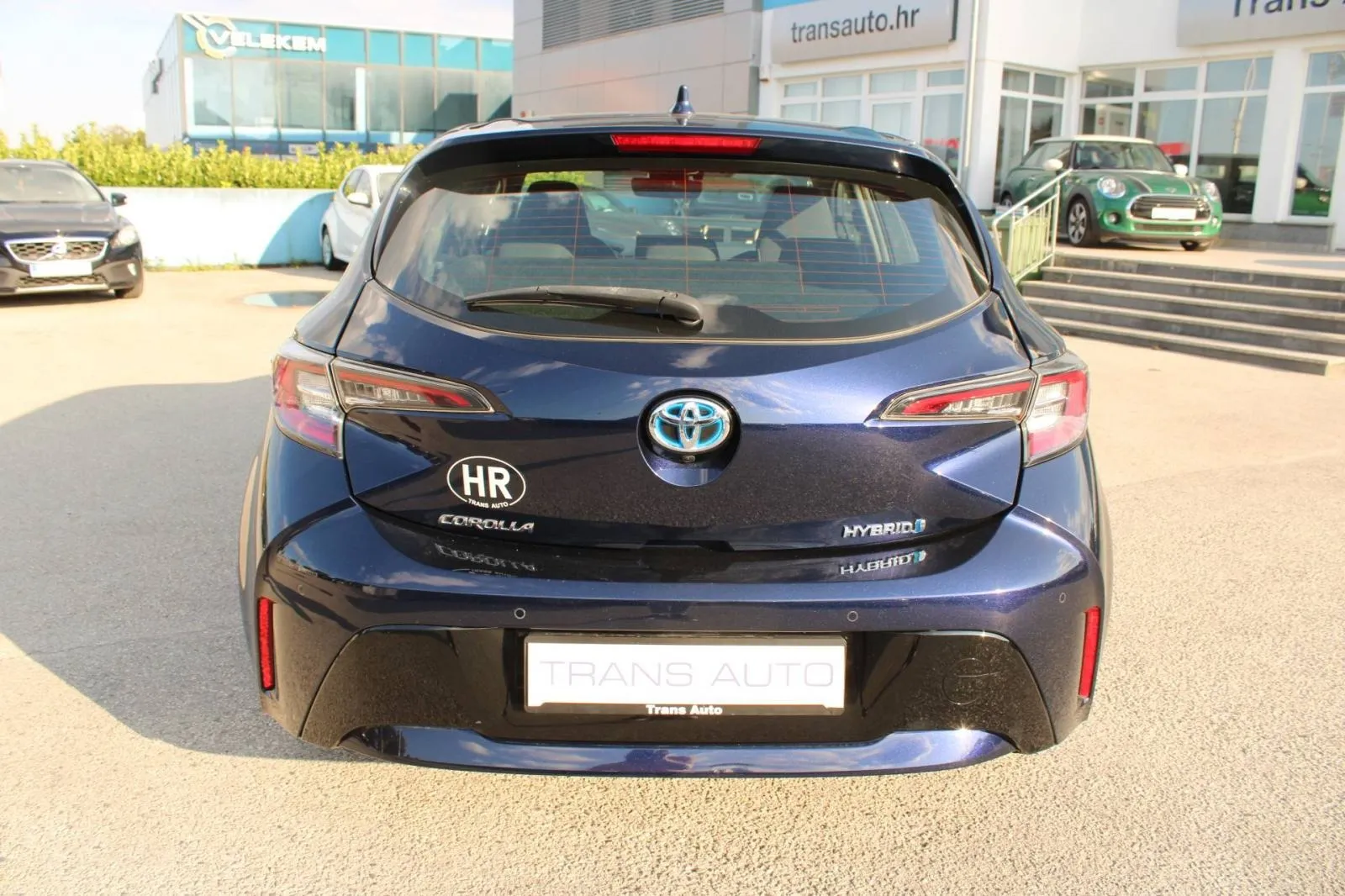 toyota corolla 1.8 hybrid automatik *navigacija,kamera* - slika 6