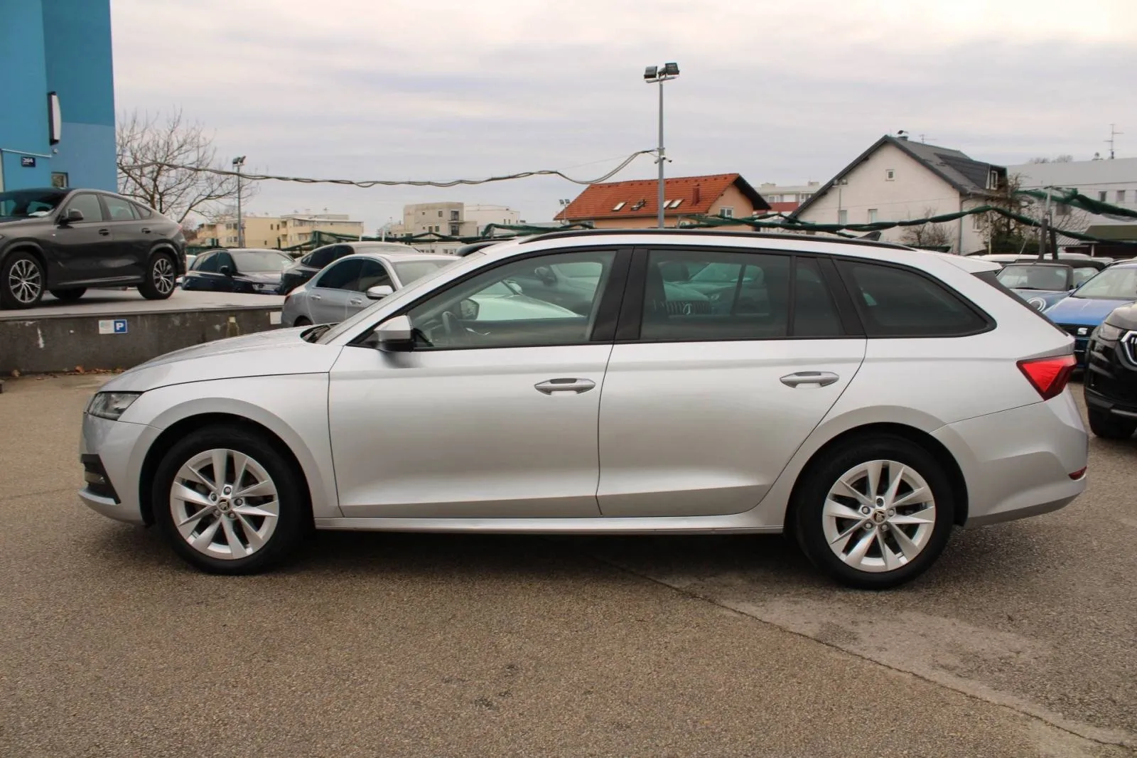 škoda octavia combi 2.0 tdi dsg 150ks *led, navigacija* - slika 8