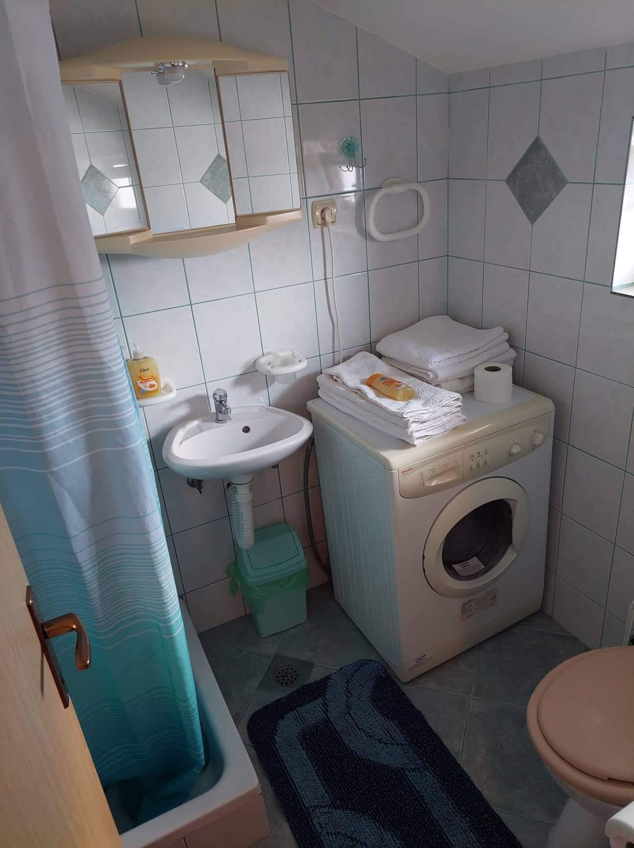 apartmani varga biograd n/m - slika 6