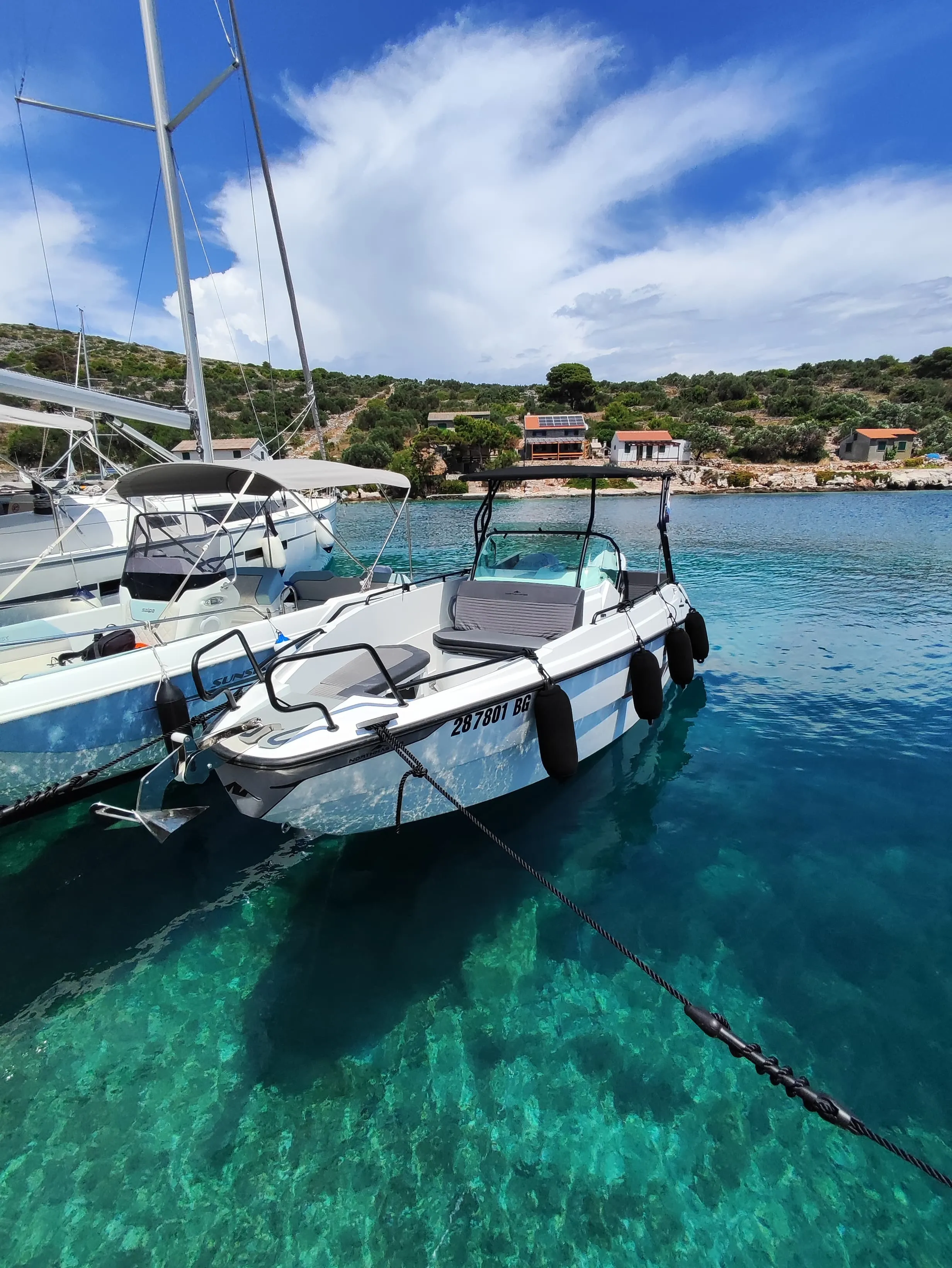 najam broda - northmaster 685 open - 175hp (2024) - slika 7