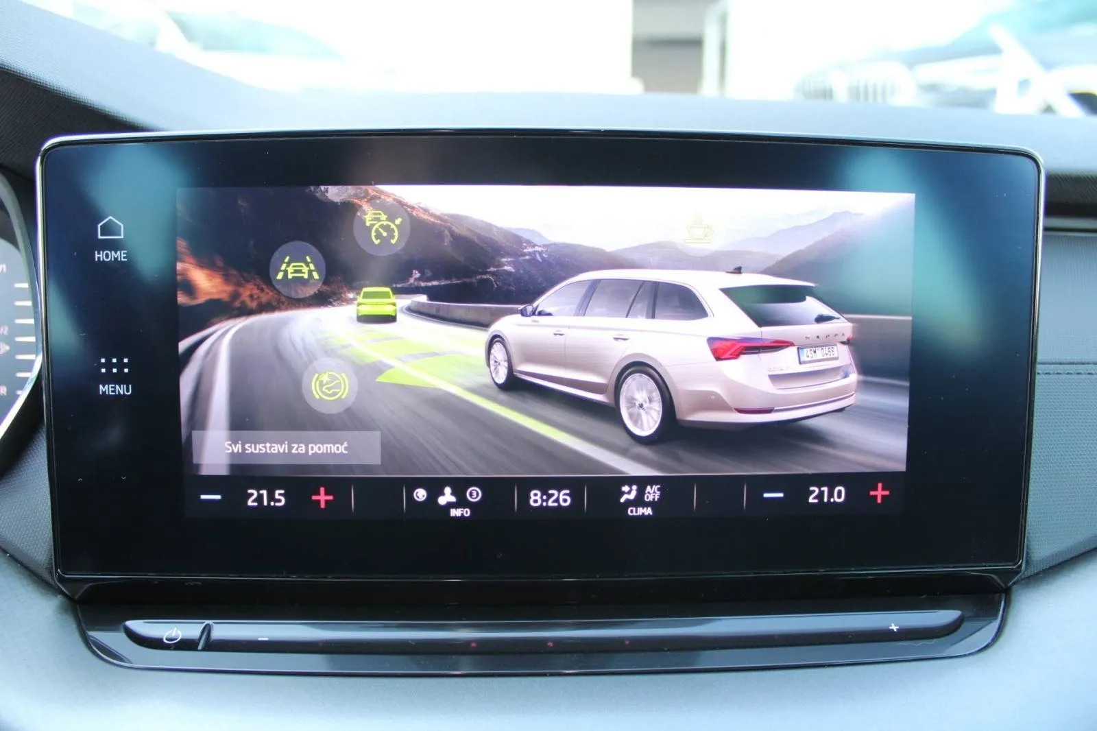 škoda octavia combi 2.0 tdi dsg *led, navigacija* - slika 21