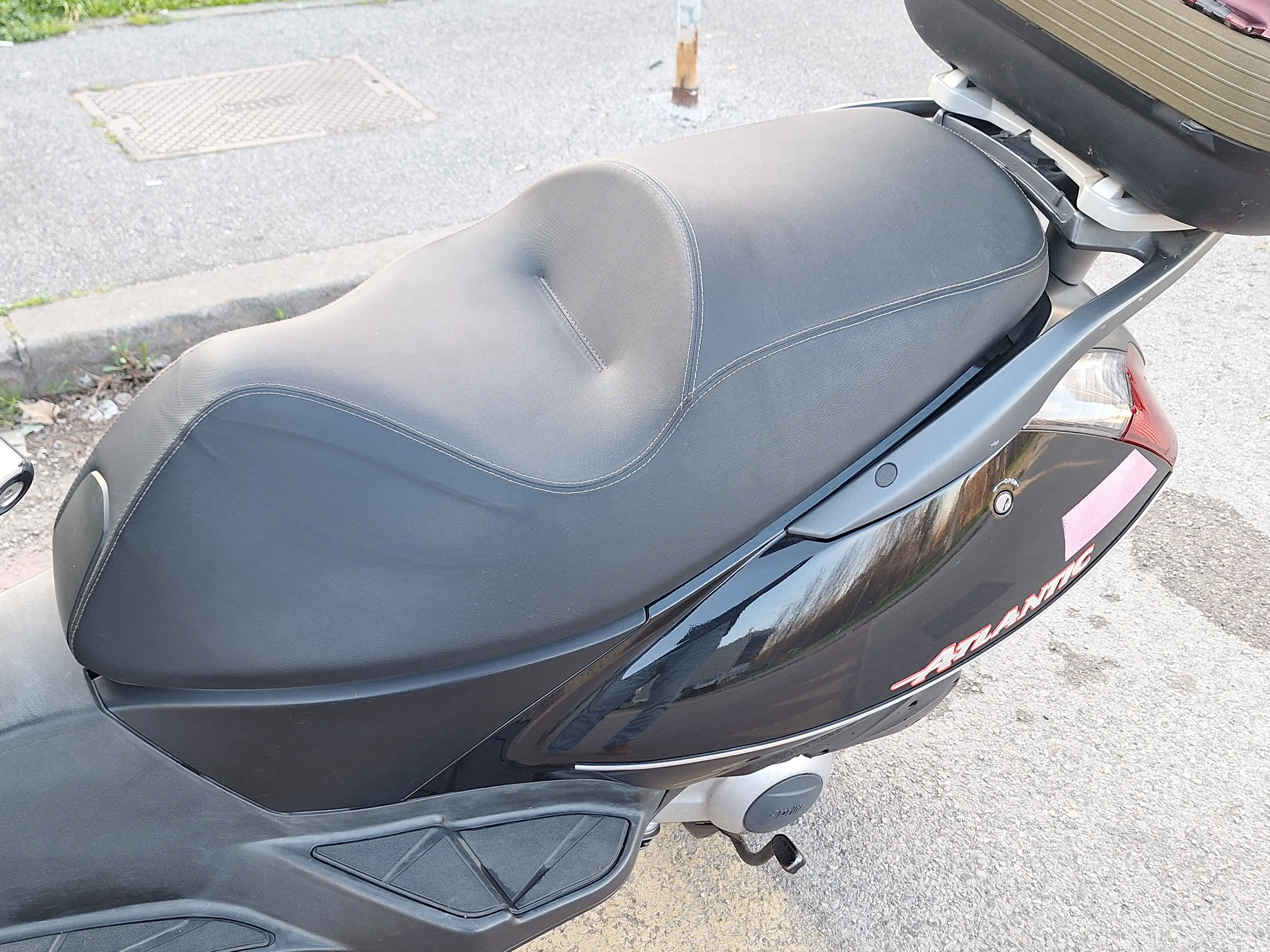 aprilia atlantic 300 sport 2014. g. - slika 19
