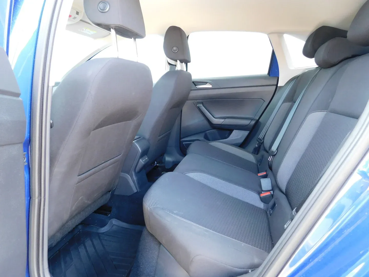 10779 volkswagen taigo 1.0 tsi life - slika 10