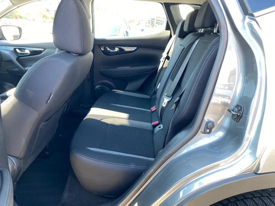 nissan qashqai 1,5 dci automatik, kamera , tempomat, 4 x garancija! - slika 13