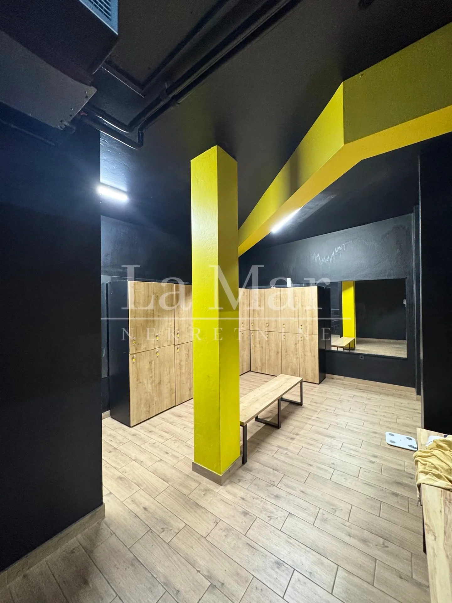 stenjevec- dvoetažni poslovni prostor- 407 m2 - slika 11